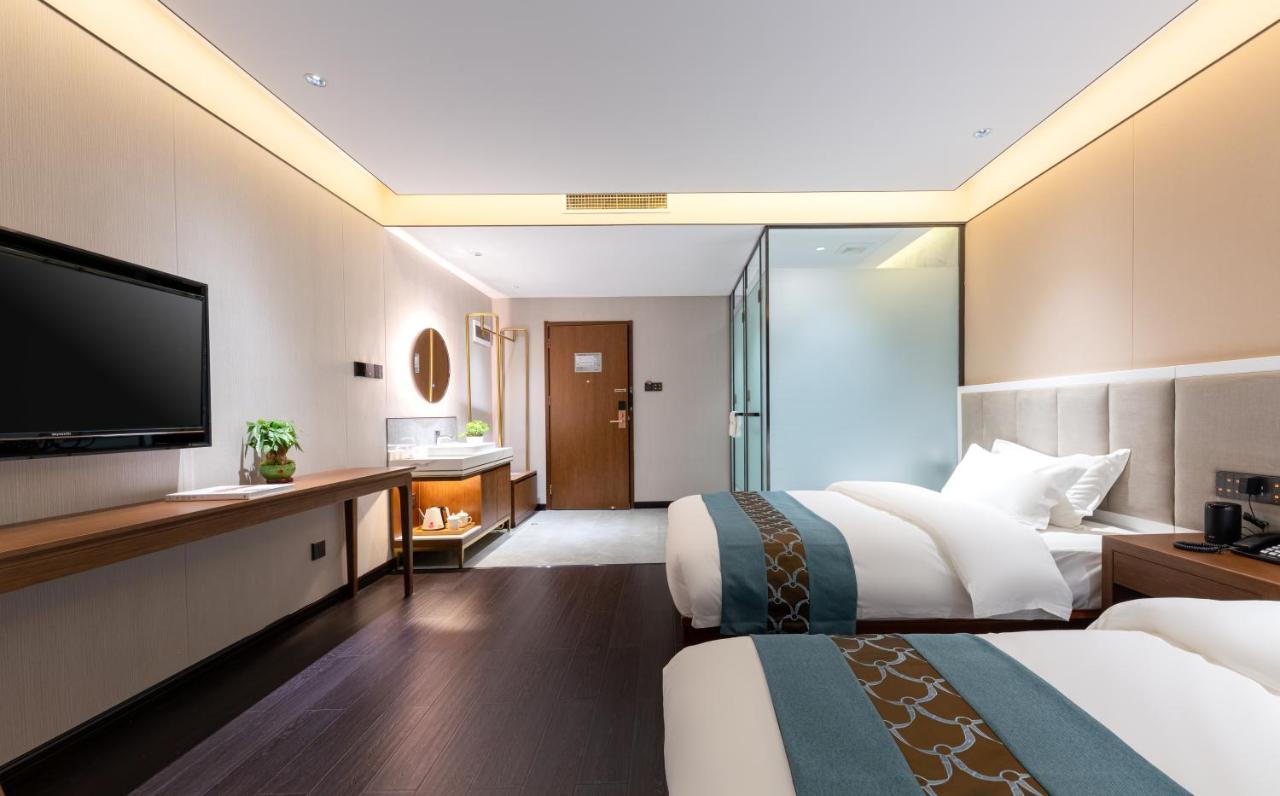 Beijing Tangfu Hotel - Located In The City Center Adjacent To The Subway Station Close To Nanluoguxiang Gulou Lama Temple Tiananmen Square Forbidden City Temple Of Heaven Providing Laundry Car Rental And Ticketing Services Екстериор снимка