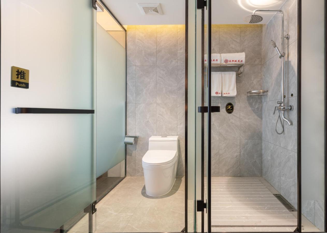 Beijing Tangfu Hotel - Located In The City Center Adjacent To The Subway Station Close To Nanluoguxiang Gulou Lama Temple Tiananmen Square Forbidden City Temple Of Heaven Providing Laundry Car Rental And Ticketing Services Екстериор снимка