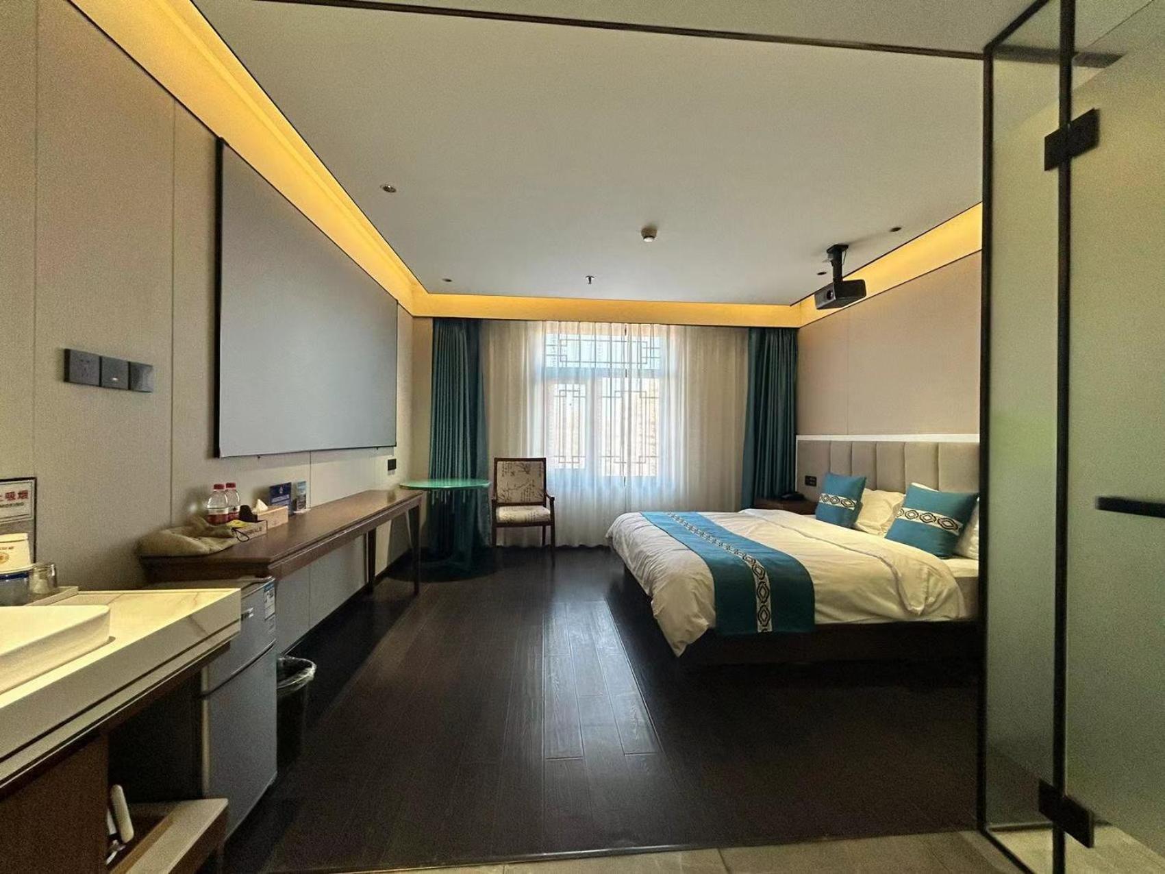 Beijing Tangfu Hotel - Located In The City Center Adjacent To The Subway Station Close To Nanluoguxiang Gulou Lama Temple Tiananmen Square Forbidden City Temple Of Heaven Providing Laundry Car Rental And Ticketing Services Екстериор снимка