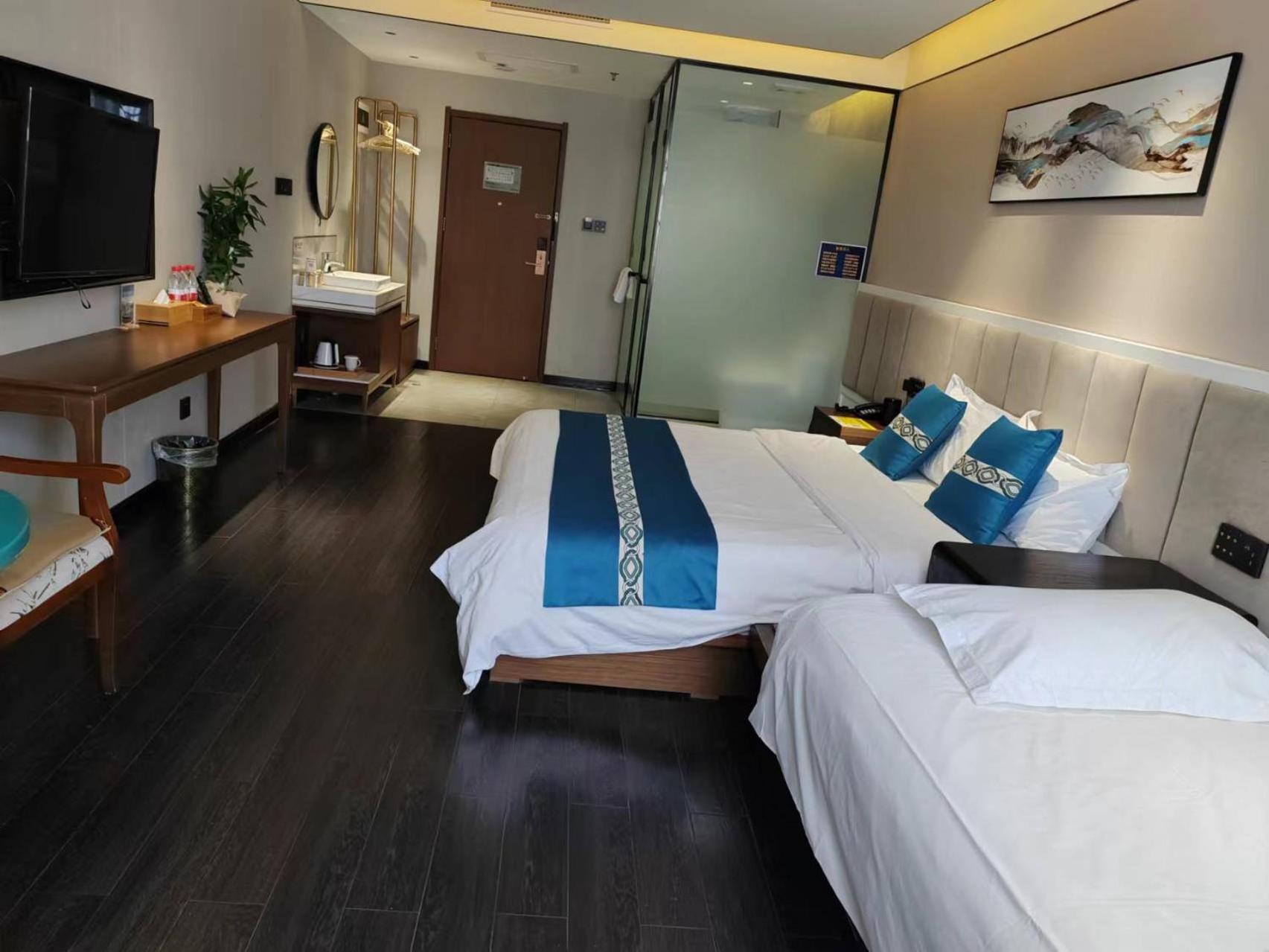 Beijing Tangfu Hotel - Located In The City Center Adjacent To The Subway Station Close To Nanluoguxiang Gulou Lama Temple Tiananmen Square Forbidden City Temple Of Heaven Providing Laundry Car Rental And Ticketing Services Екстериор снимка