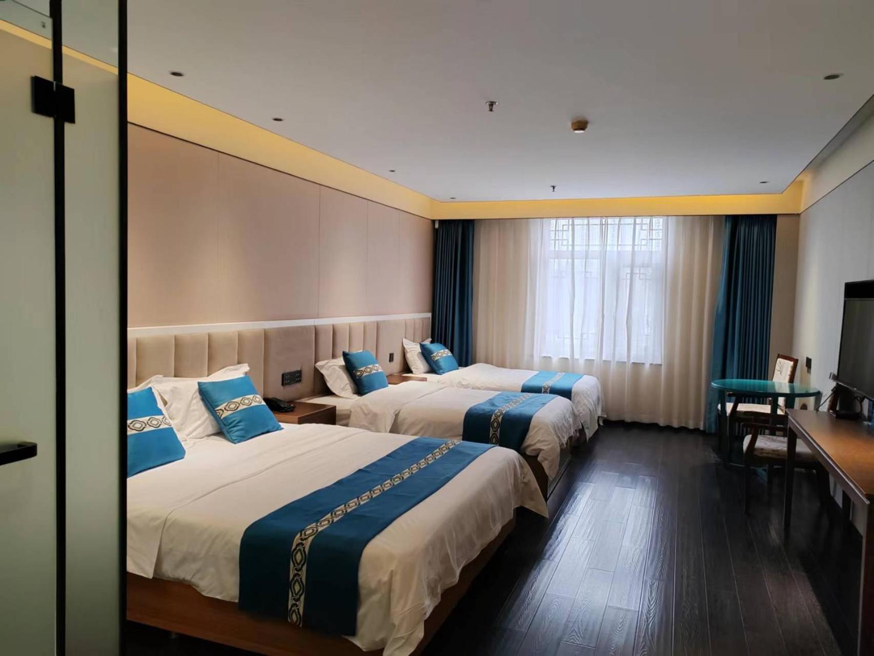 Beijing Tangfu Hotel - Located In The City Center Adjacent To The Subway Station Close To Nanluoguxiang Gulou Lama Temple Tiananmen Square Forbidden City Temple Of Heaven Providing Laundry Car Rental And Ticketing Services Екстериор снимка