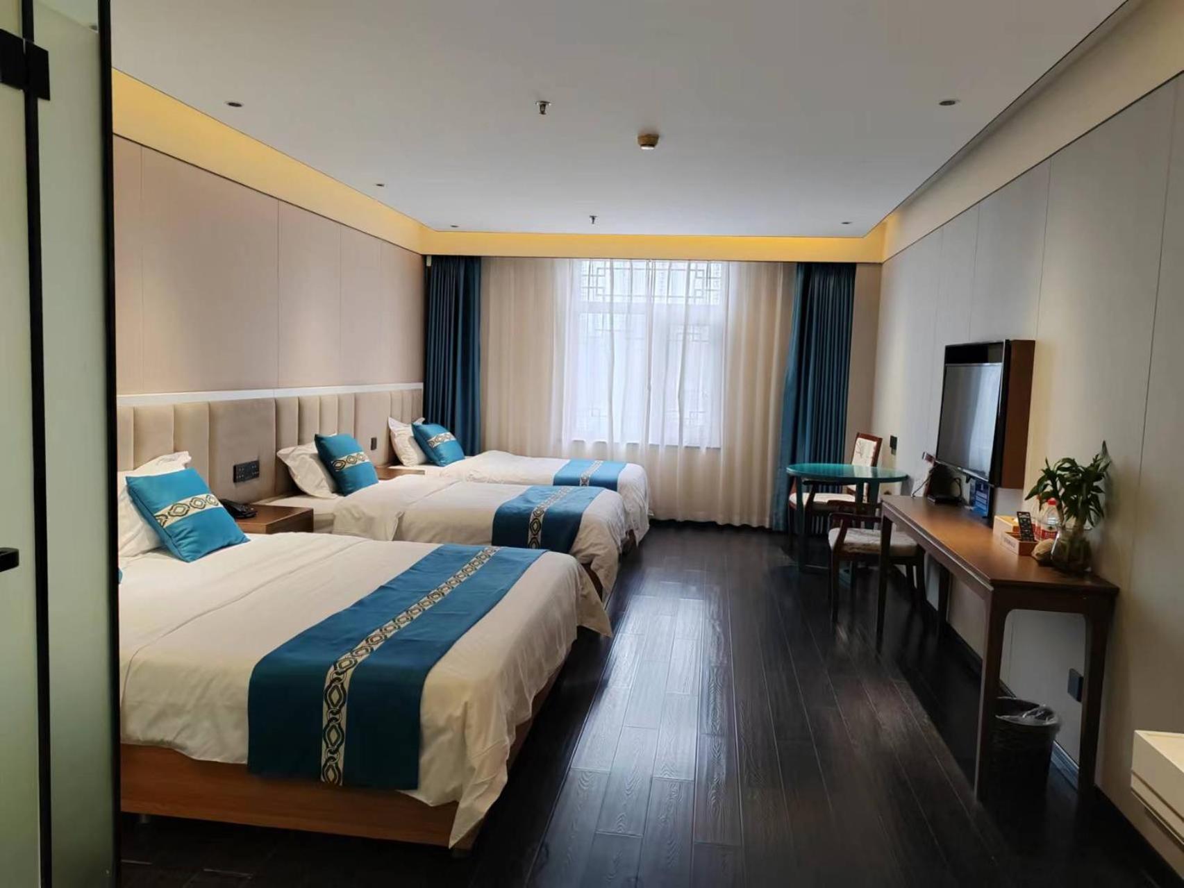 Beijing Tangfu Hotel - Located In The City Center Adjacent To The Subway Station Close To Nanluoguxiang Gulou Lama Temple Tiananmen Square Forbidden City Temple Of Heaven Providing Laundry Car Rental And Ticketing Services Екстериор снимка